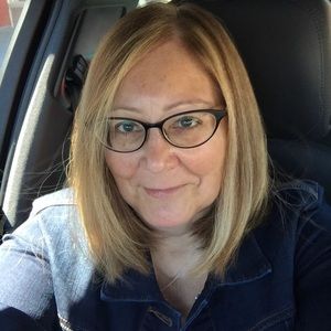 Meet your Posher, Dixie